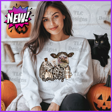 Load image into Gallery viewer, Howdy Fall Pumpkins With A Cow Full Color Transfers
